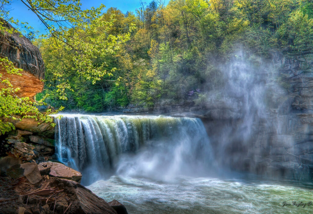 Cumbeland Falls mist